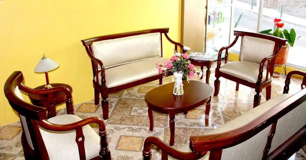 Hotel Margarita Inn Alameda Quito