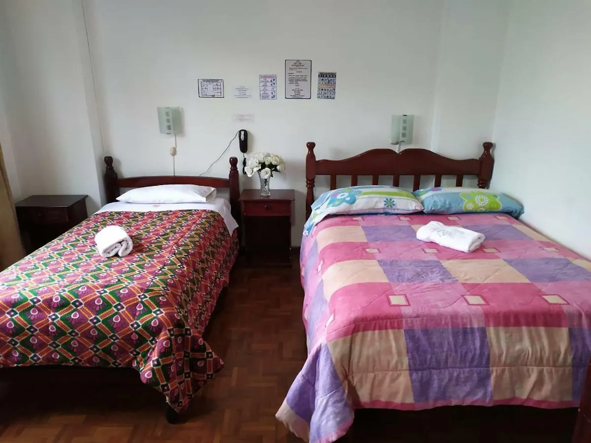 Hotel Margarita Inn Alameda Quito
