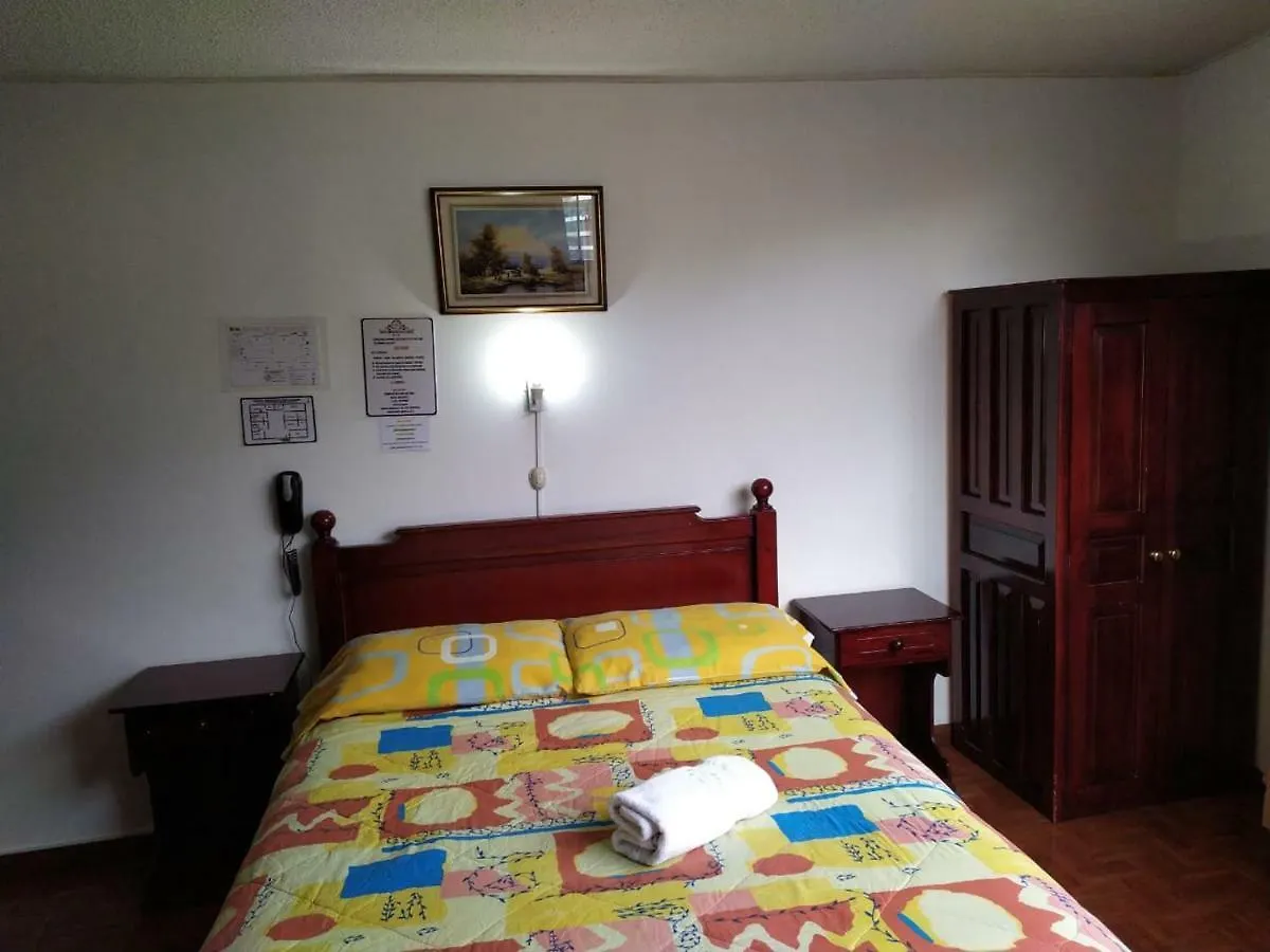 Hotel Margarita Inn Alameda Quito