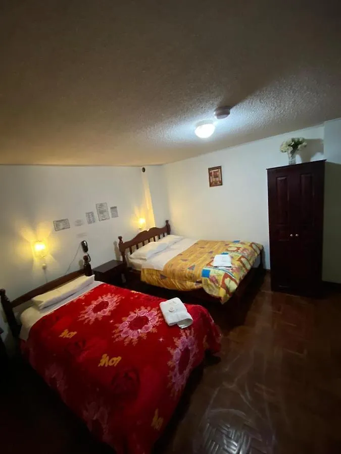 **  Hotel Margarita Inn Alameda Quito Ecuador