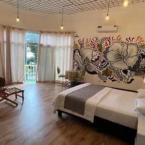 https://nazu-city-hostel.guayaquilhotels.org