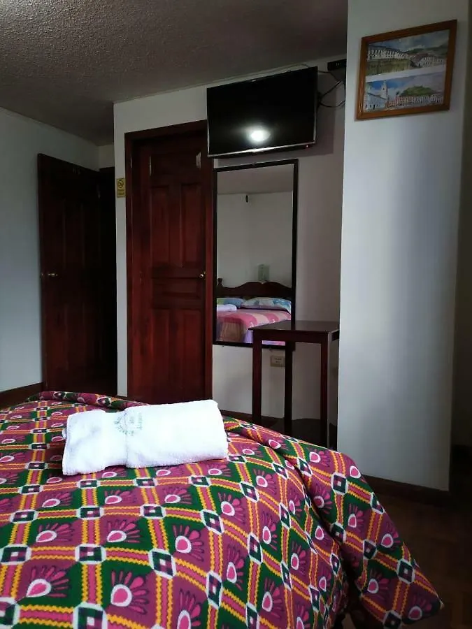 Hotel Margarita Inn Alameda Quito