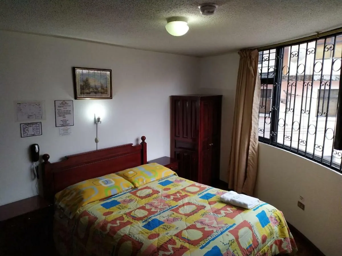 Hotel Margarita Inn Alameda Quito