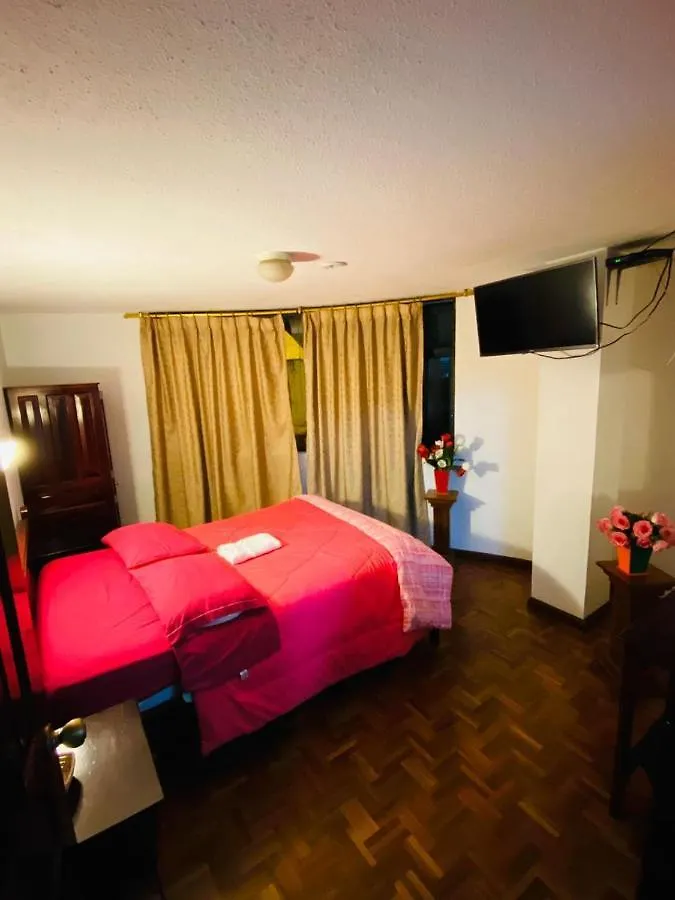 Hotel Margarita Inn Alameda Quito 2*,